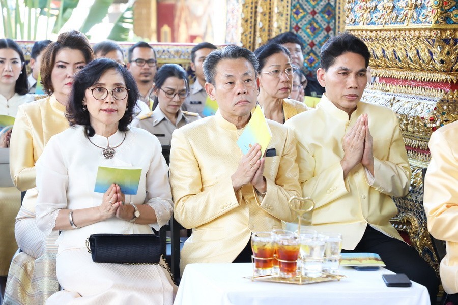 กระทรวงการคลัง ร่วมพิธีเจริญพระพุทธมนต์ถวายพระพรชัยมงคลเฉลิมพระเกียรติ
